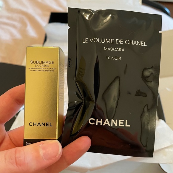 Chanel Box Set - Picture 2 of 9